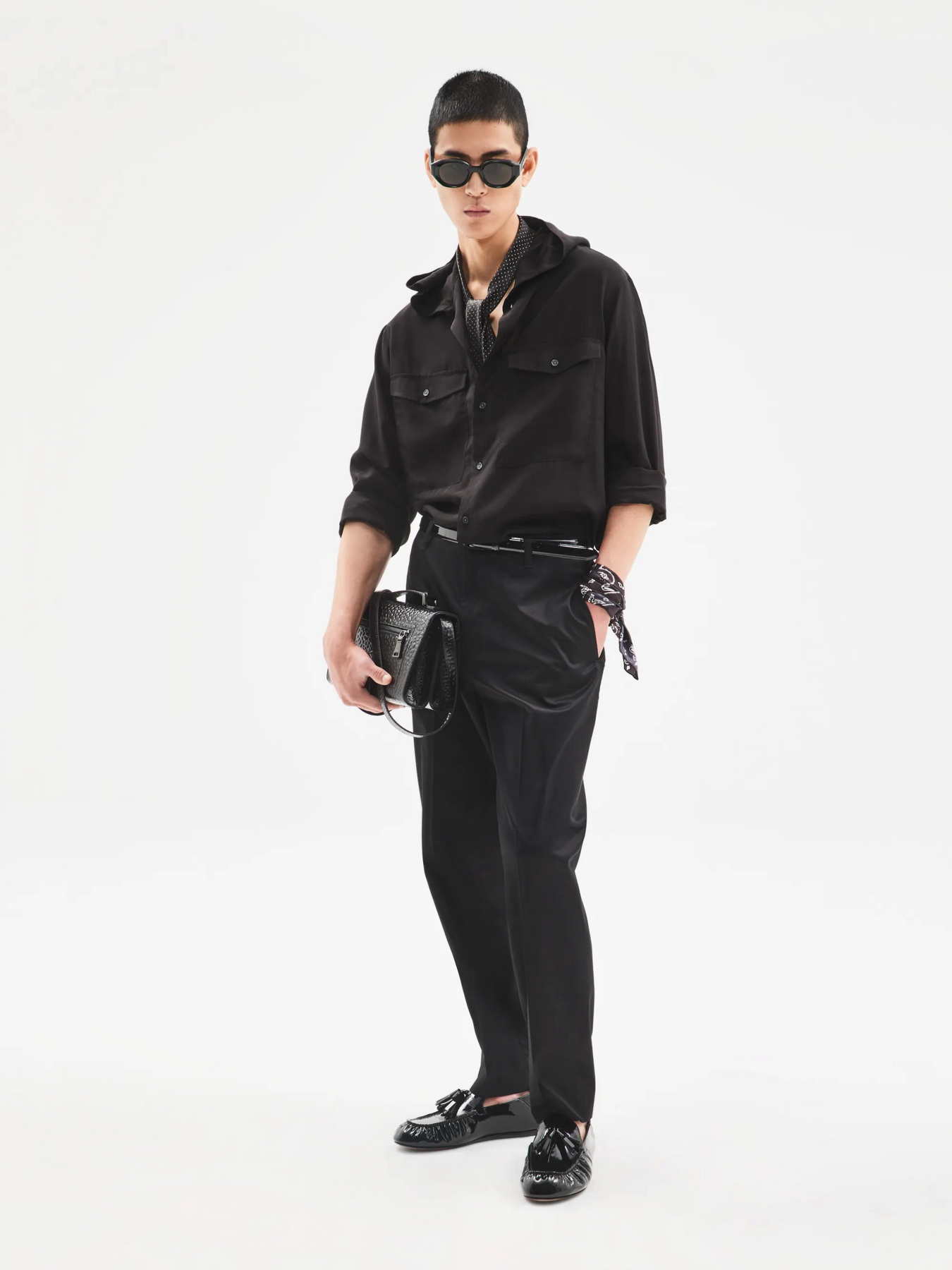 Чіноси Emporio Armani модель 3D1PE1-1NQTZ-0999 Фото