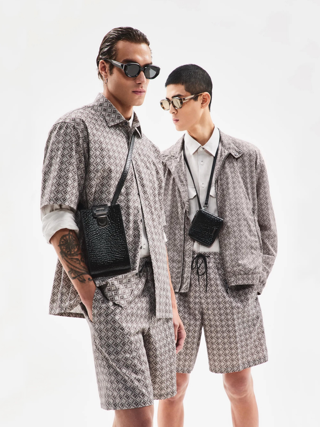 Повседневные шорты Emporio Armani модель 3D1PE3-1NRDZ-F618 Фото