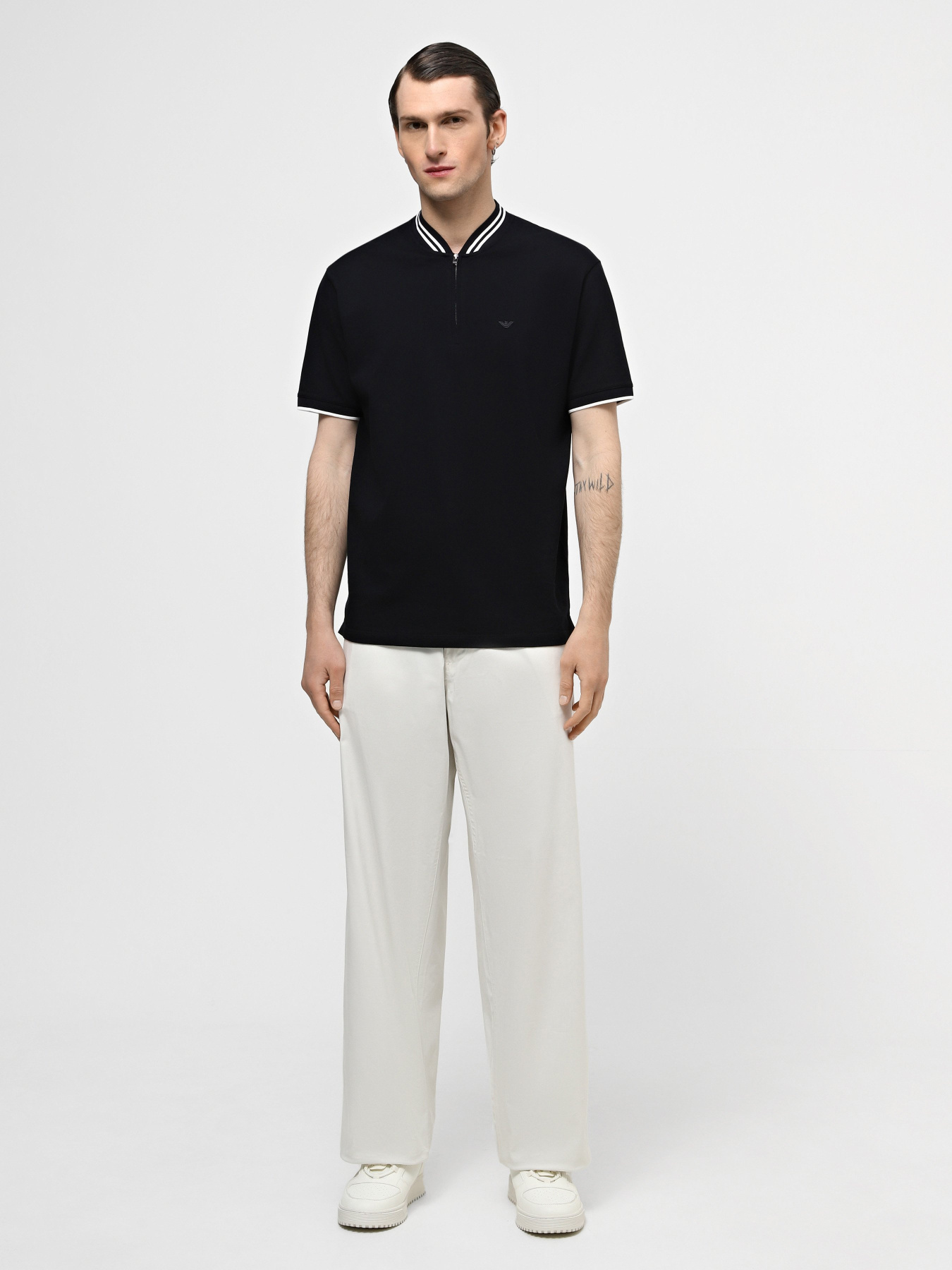 Чіноси Emporio Armani модель 8N1P7M-1K1CZ-01I2 Чіноси Emporio Armani модель 8N1P7M-1K1CZ-01I2 Фото