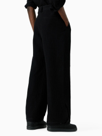 Повсякденні штани Emporio Armani модель E31P13-F1212-999 Повсякденні штани Emporio Armani модель E31P13-F1212-999 Фото