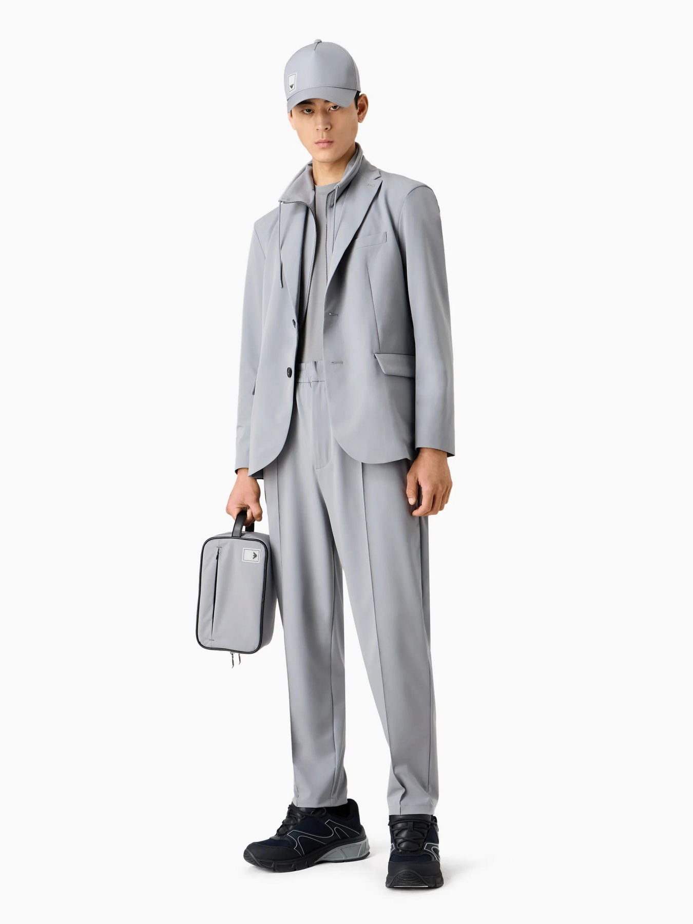 Футболка Emporio Armani Travel Essentials модель EM000079-AF10094-U8060 Фото