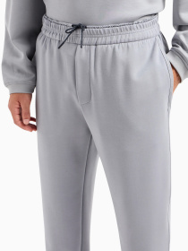 Штаны спортивные Emporio Armani Travel Essentials модель EM000084-AF10103-U8060 Штаны спортивные Emporio Armani Travel Essentials модель EM000084-AF10103-U8060 Фото