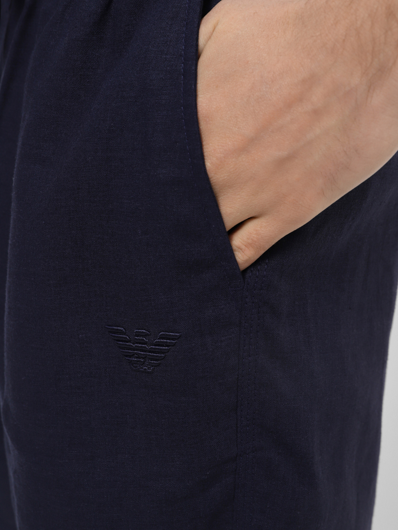 Повсякденні шорти Emporio Armani модель 211864-4R467-06935 Фото