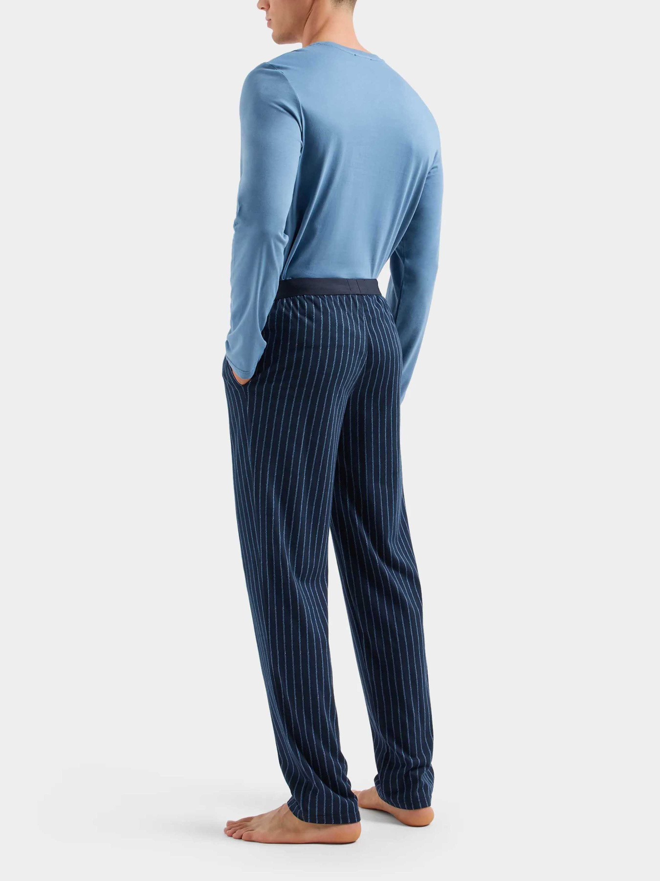 Пижама Emporio Armani модель 111791-4R567-61436 Пижама Emporio Armani модель 111791-4R567-61436 Фото