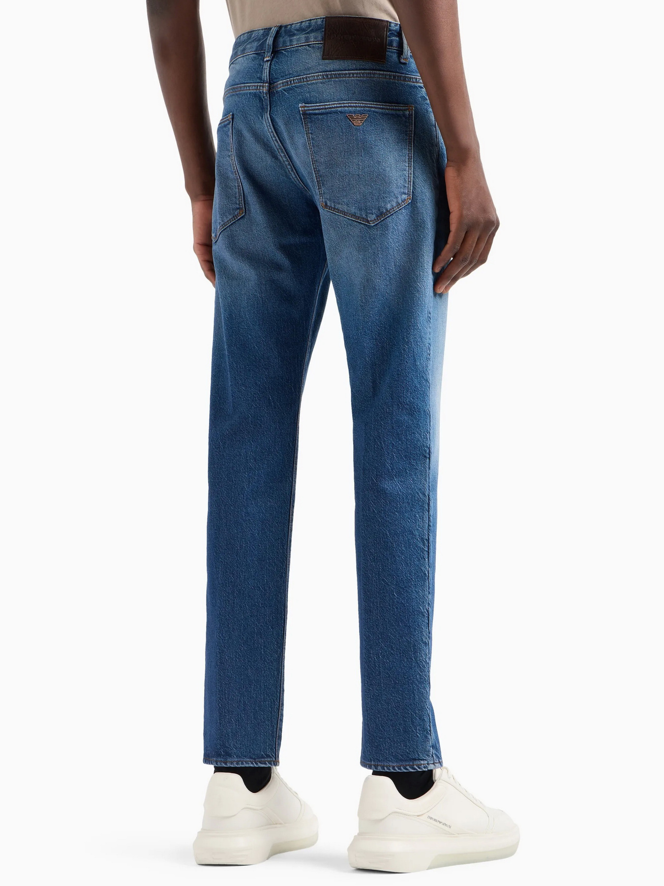 Завужені джинси Emporio Armani модель 6D1J06-1D97Z-0941 Завужені джинси Emporio Armani модель 6D1J06-1D97Z-0941 Фото