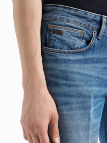 Завужені джинси Emporio Armani модель 6D1J06-1D97Z-0942 Фото