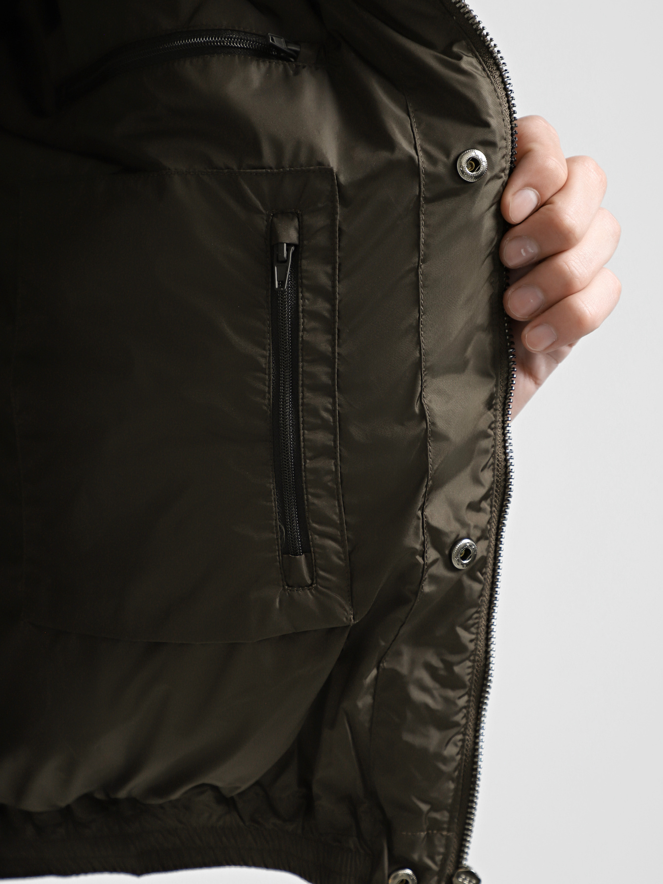 Пуховик Emporio Armani модель 6D1BF2-1NTDZ-05A6 Фото