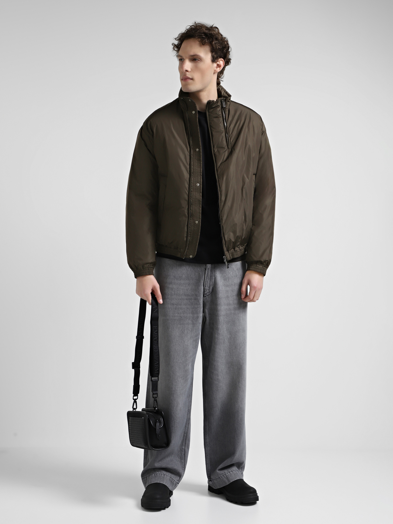 Пуховик Emporio Armani модель 6D1BF2-1NTDZ-05A6 Фото