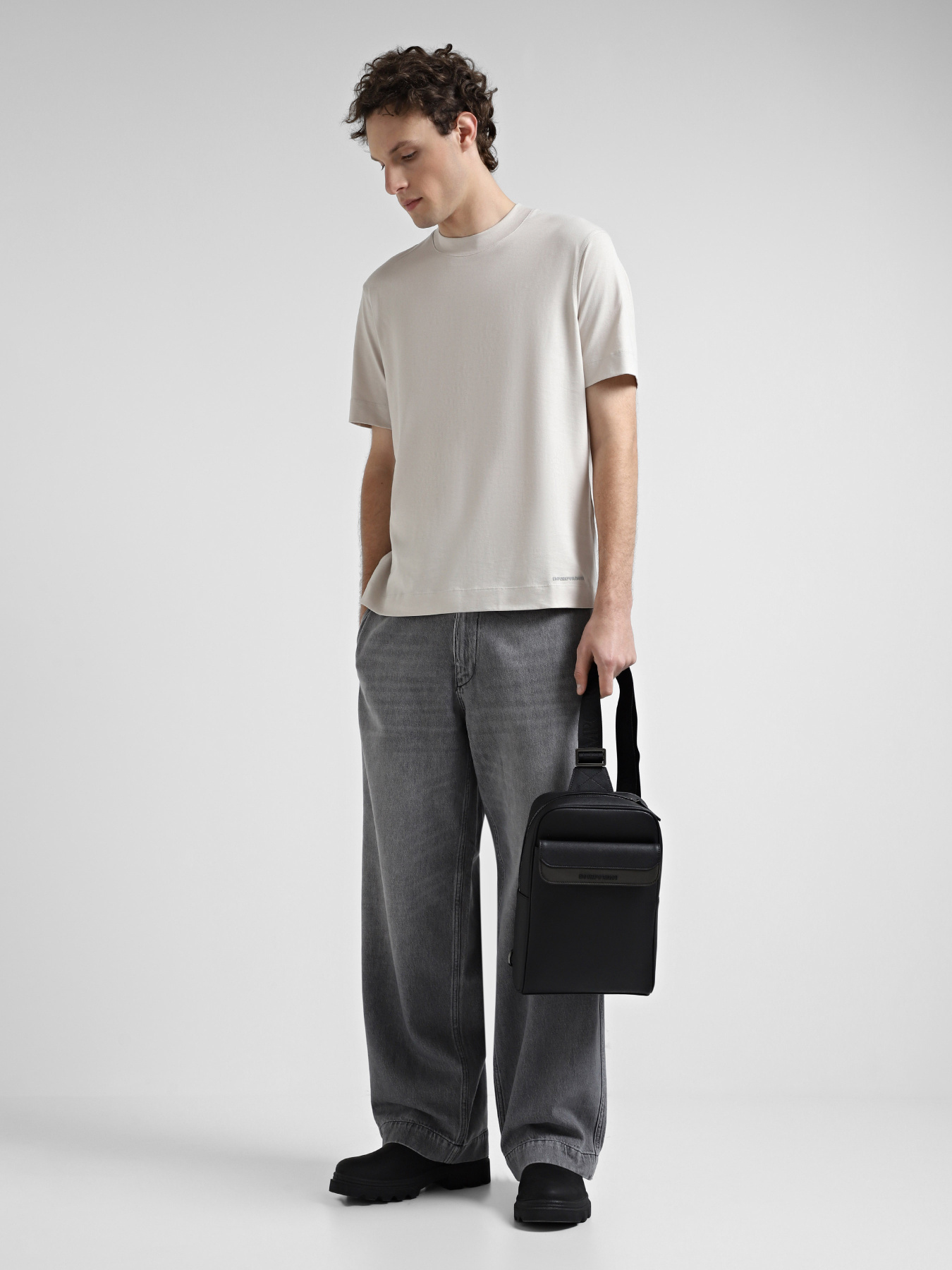 Широкі джинси Emporio Armani модель 6D1P7E-1D2HZ-0006 Фото