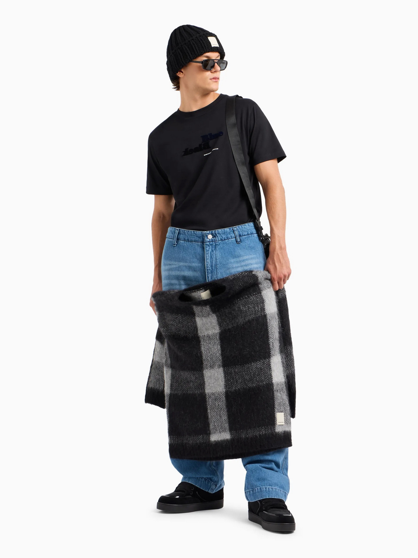 Футболка Emporio Armani модель 6D1TDQ-1JFFZ-0999 Фото