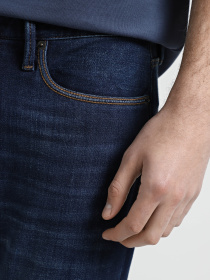 Завужені джинси Emporio Armani модель 6D1J75-1D87Z-0942 Фото