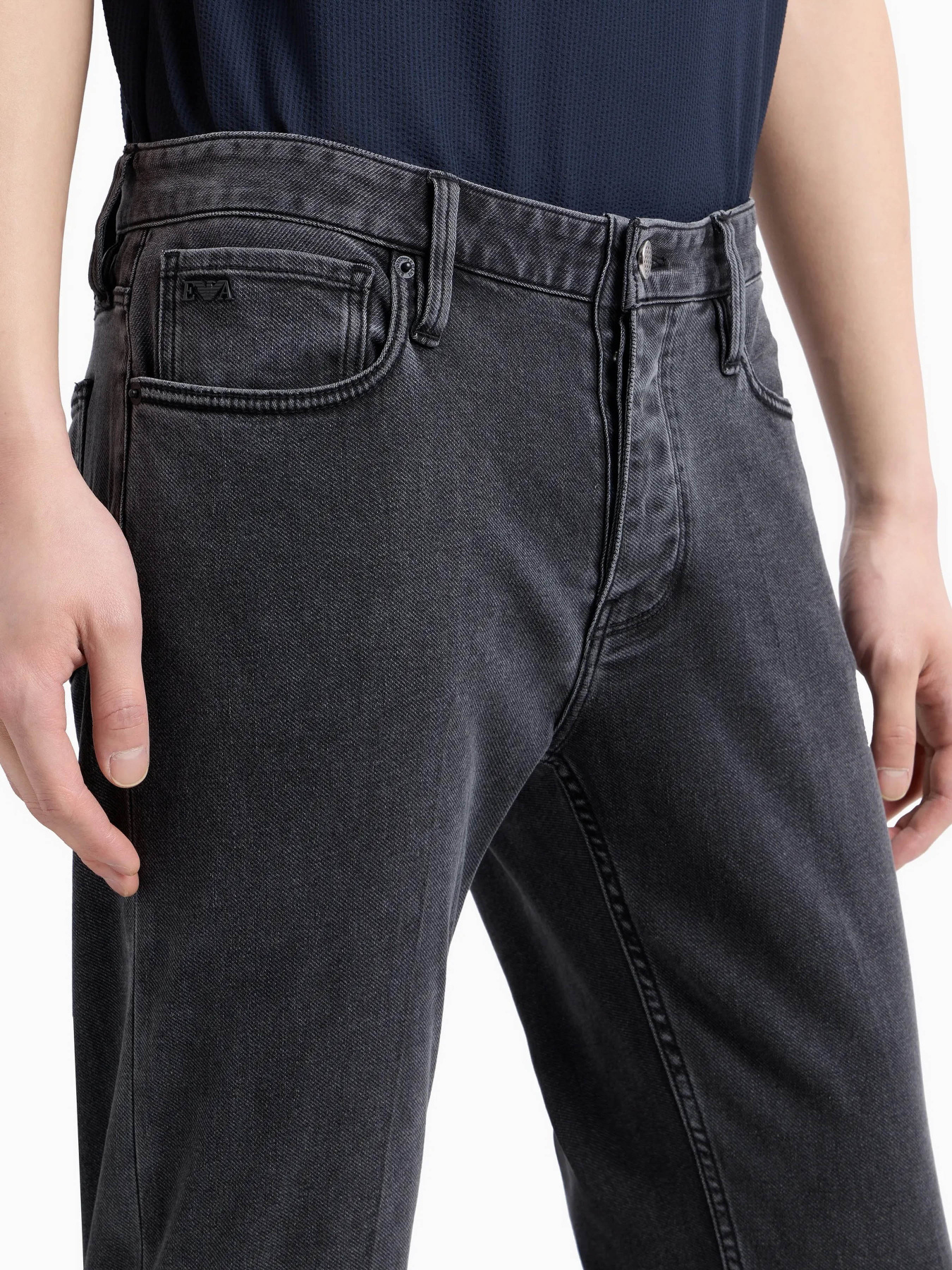 Завужені джинси Emporio Armani модель 6D1J75-1DTPZ-0006 Фото