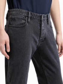 Завужені джинси Emporio Armani модель 6D1J75-1DTPZ-0006 Фото