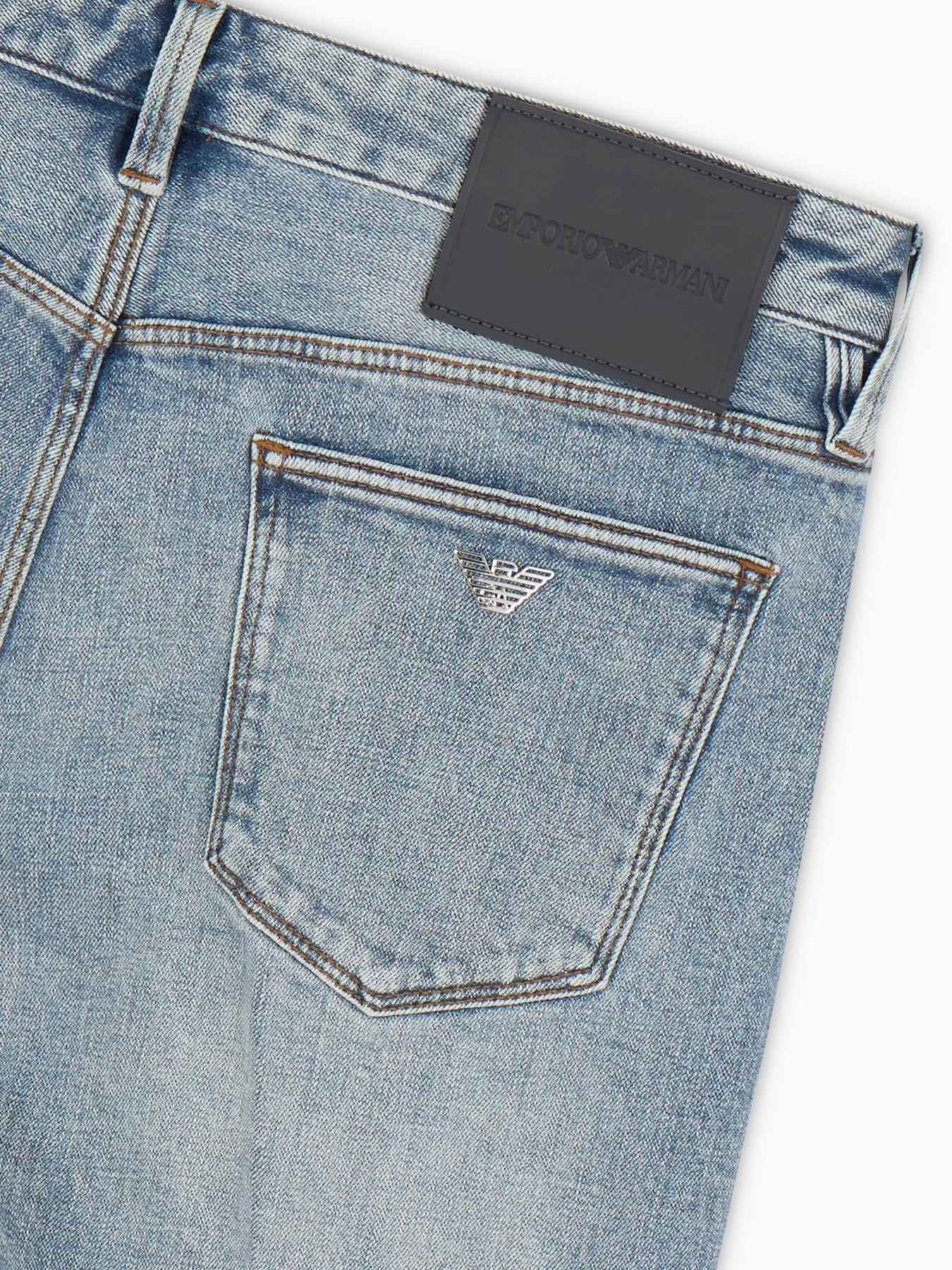 Завужені джинси Emporio Armani модель 6D1J75-1DTSZ-0943 Фото