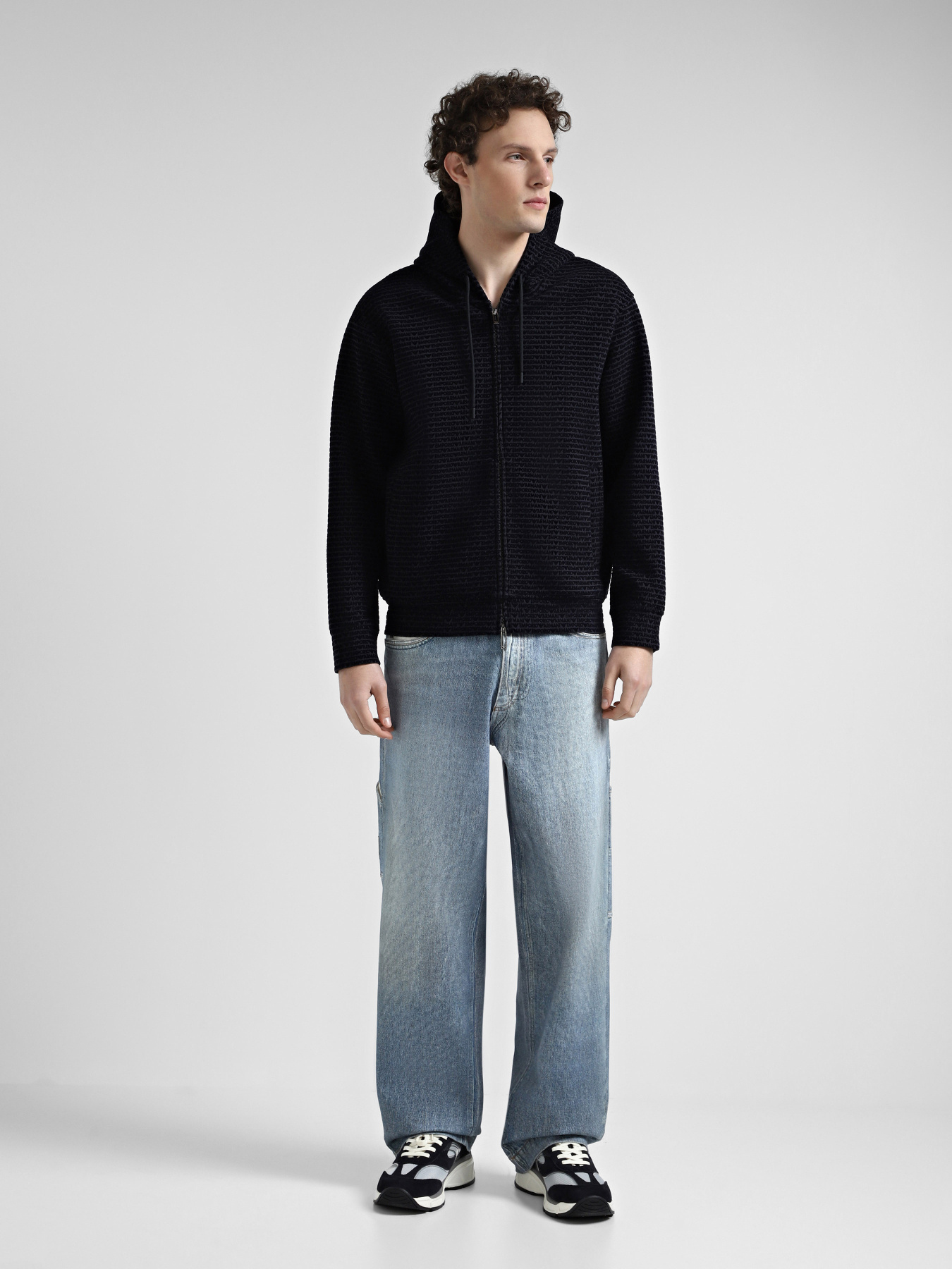 Кофта Emporio Armani модель 6D1MB0-1JHSZ-0920 Кофта Emporio Armani модель 6D1MB0-1JHSZ-0920 Фото