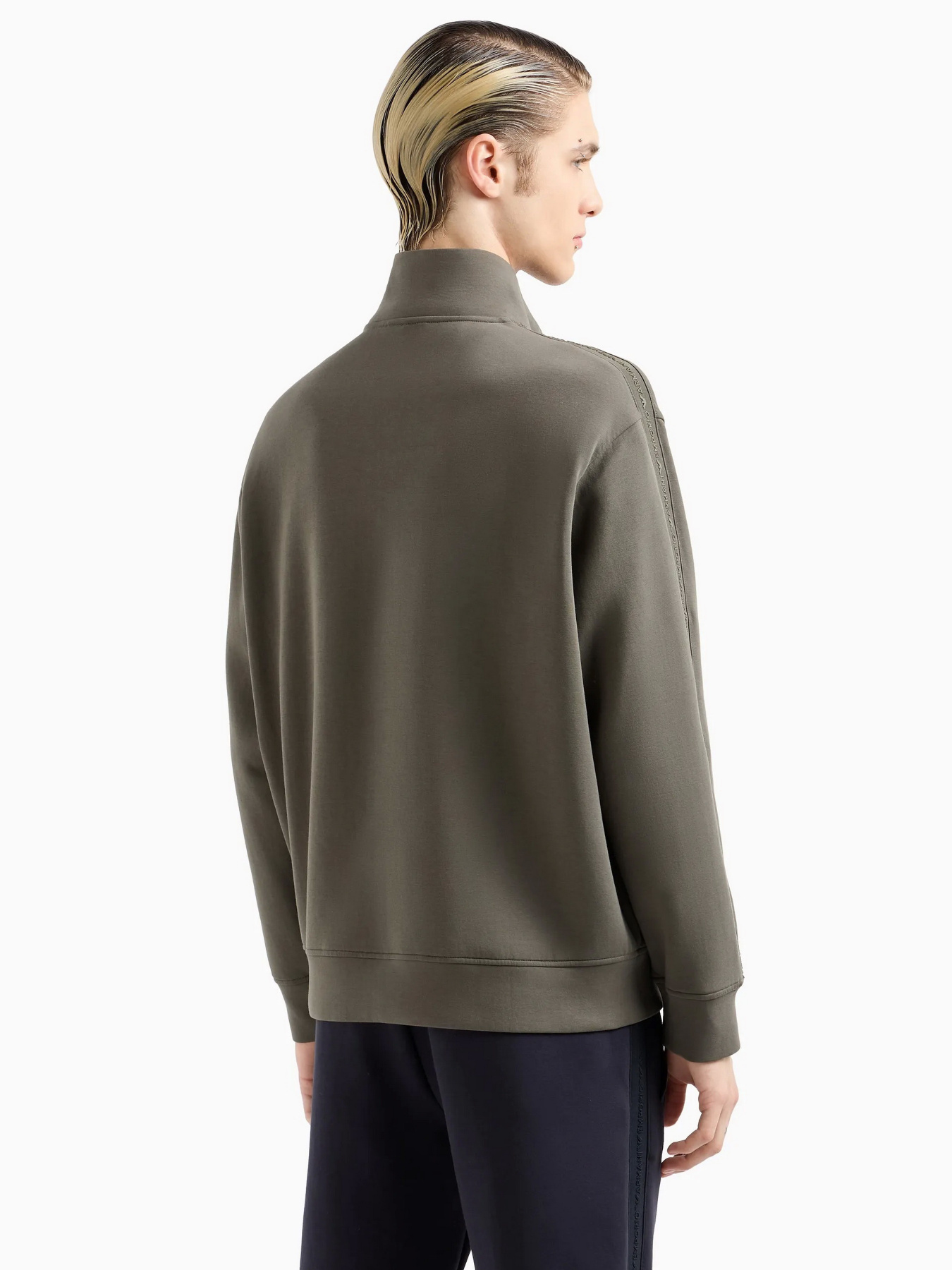 Кофта Emporio Armani модель 6D1MA8-1JHSZ-06K0 Кофта Emporio Armani модель 6D1MA8-1JHSZ-06K0 Фото