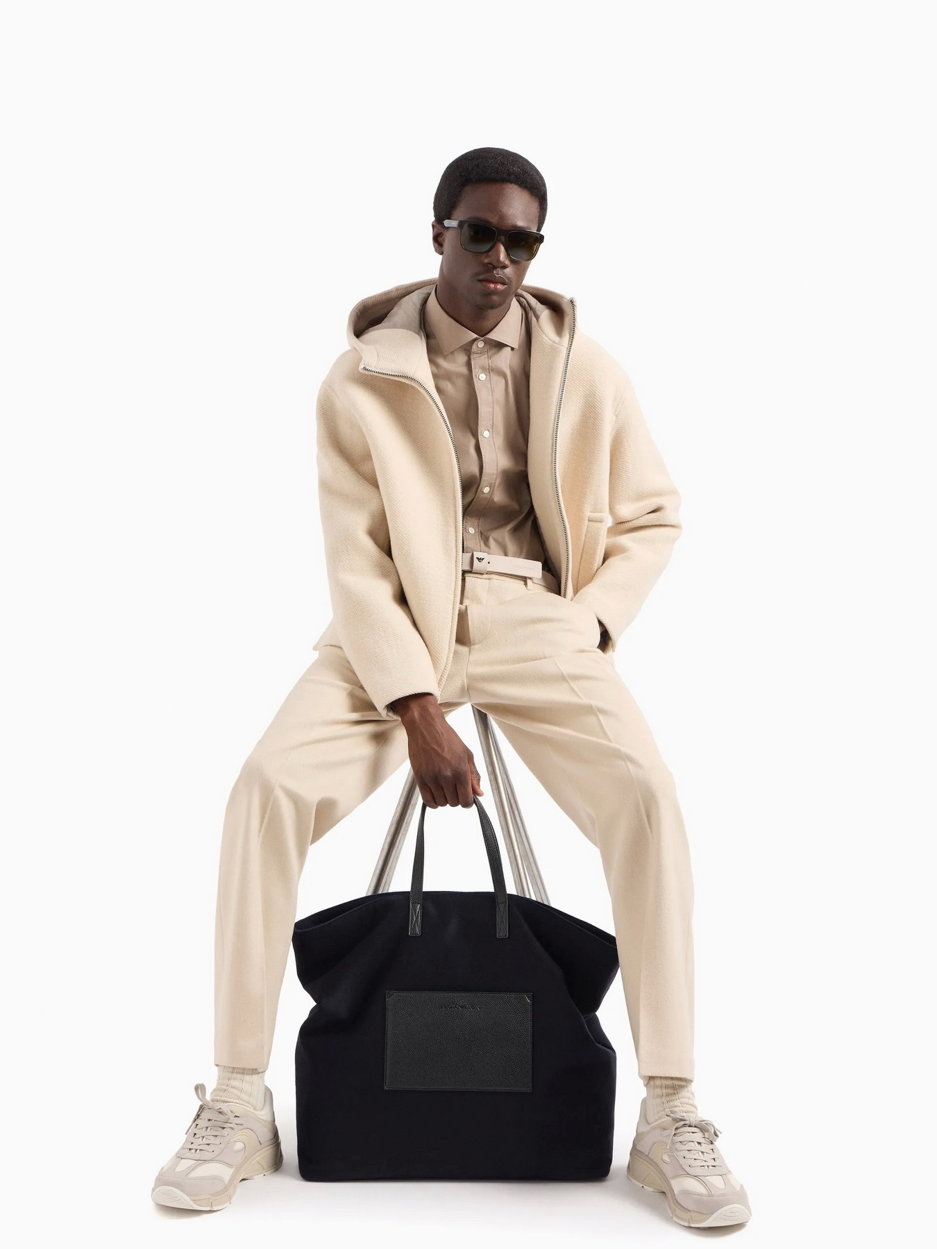 Повсякденні штани Emporio Armani модель 6D1P67-1NUVZ-0128 Фото