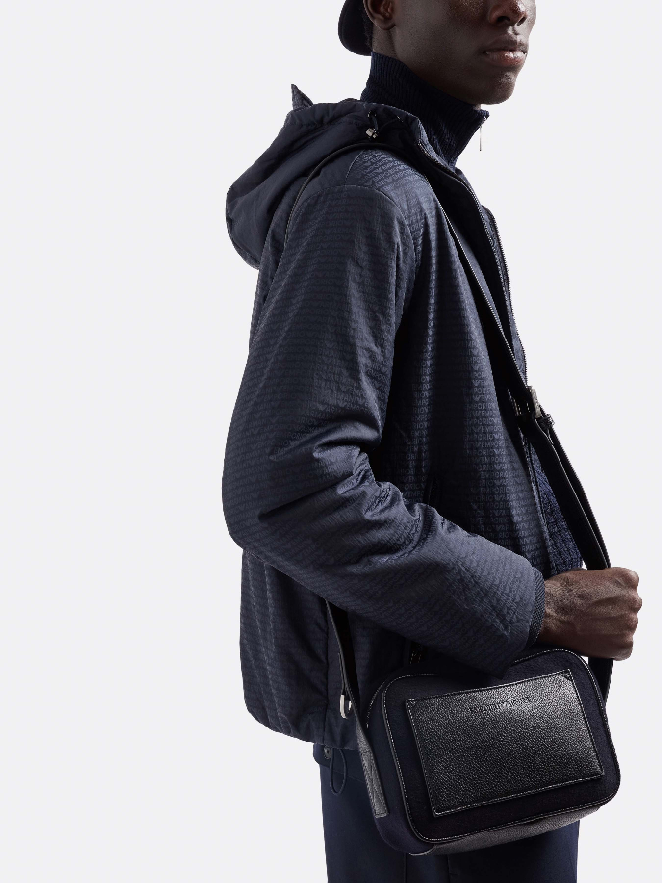 Демісезонна куртка Emporio Armani модель 6D1B64-1NNXZ-0920 Демісезонна куртка Emporio Armani модель 6D1B64-1NNXZ-0920 Фото