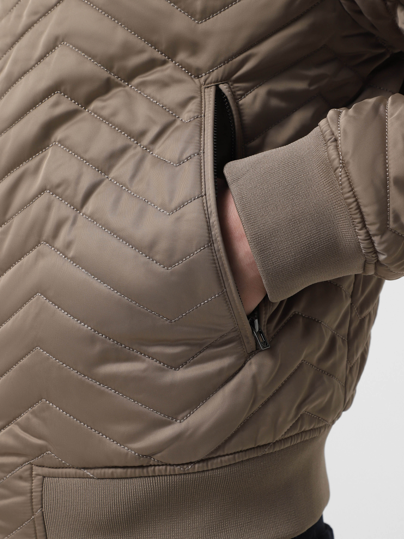 Бомбер Emporio Armani модель 6D1B71-1NUAZ-0144 Фото