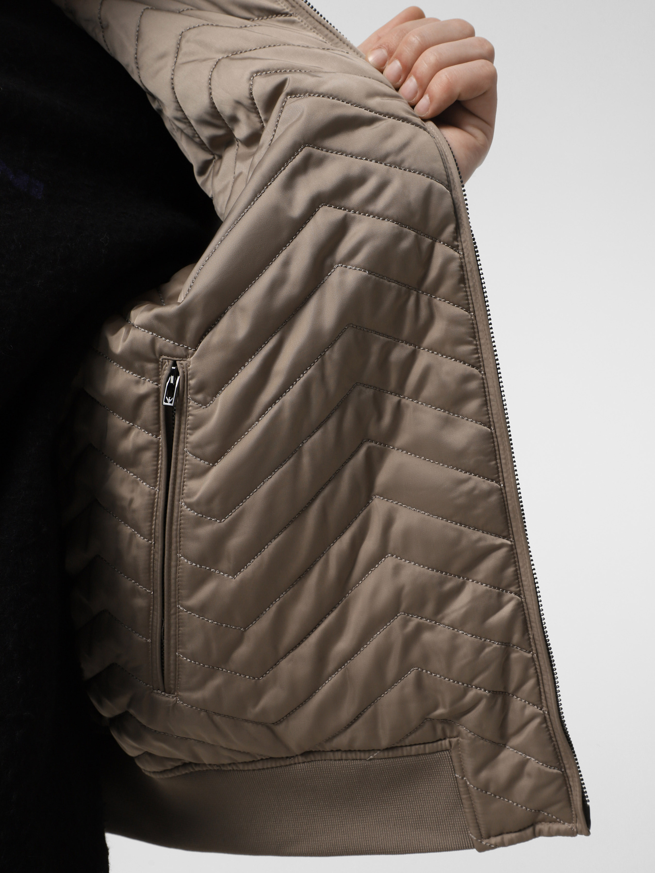 Бомбер Emporio Armani модель 6D1B71-1NUAZ-0144 Фото