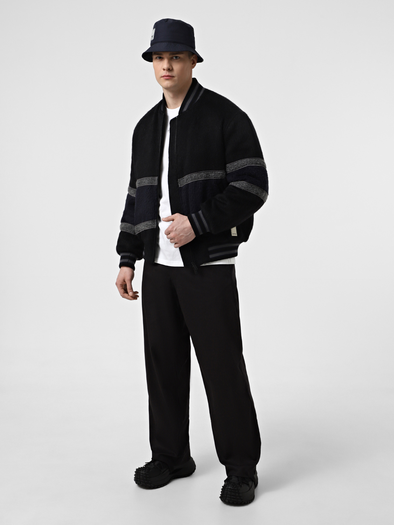 Бомбер Emporio Armani Sustainable модель 6D1B8E-1K56Z-F032 Фото