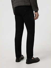 Завужені джинси Emporio Armani модель 6D1J06-1D96Z-0005 Фото