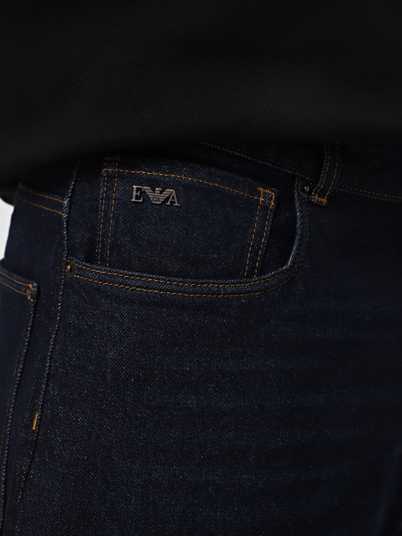 Завужені джинси Emporio Armani модель 6D1J79-1D94Z-0941 Фото