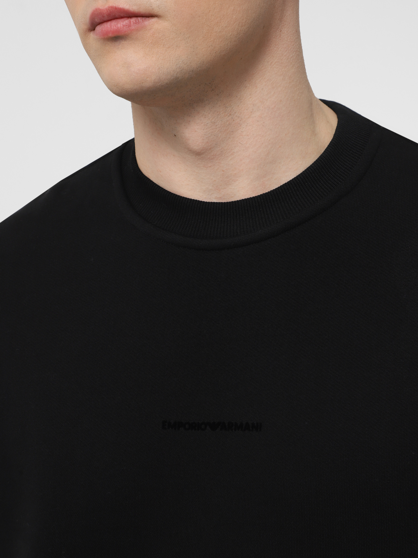 Свитшот Emporio Armani модель 6D1M95-1JTAZ-0999 Фото