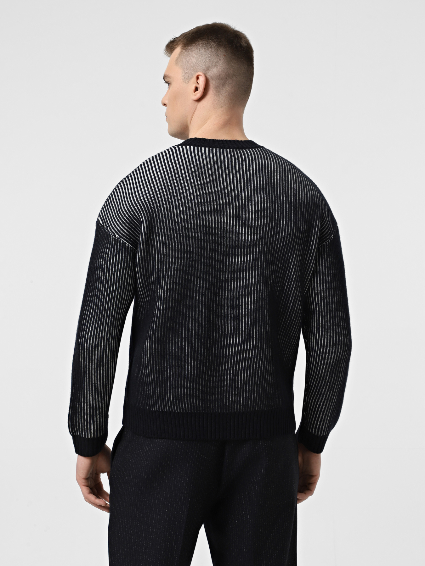 Джемпер Emporio Armani модель 6D1MXA-1MJHZ-F939 Фото