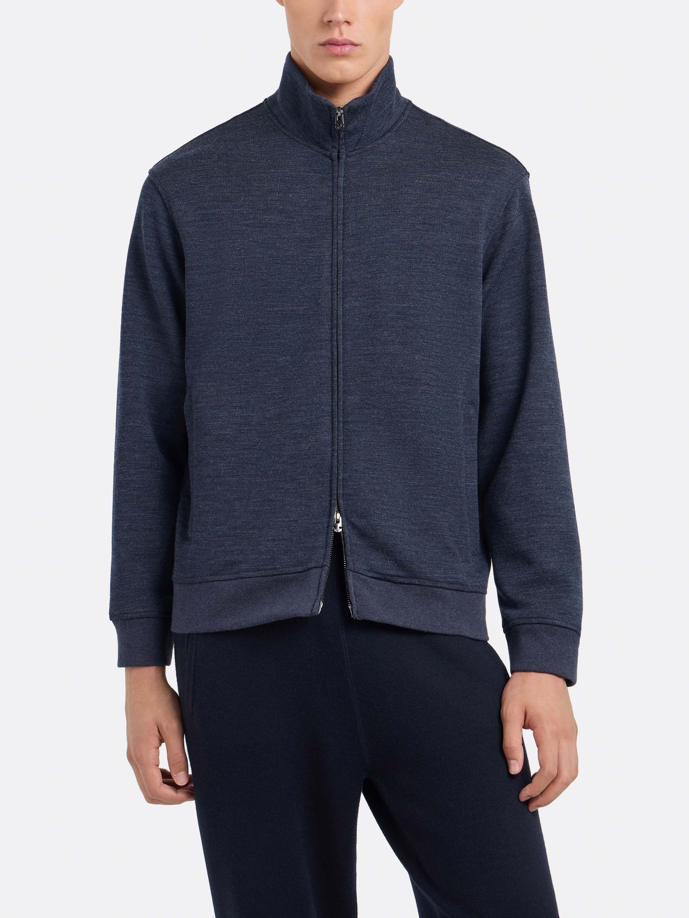 Кофта Emporio Armani Travel Essentials модель EM000122-AF10857-OB008 Фото