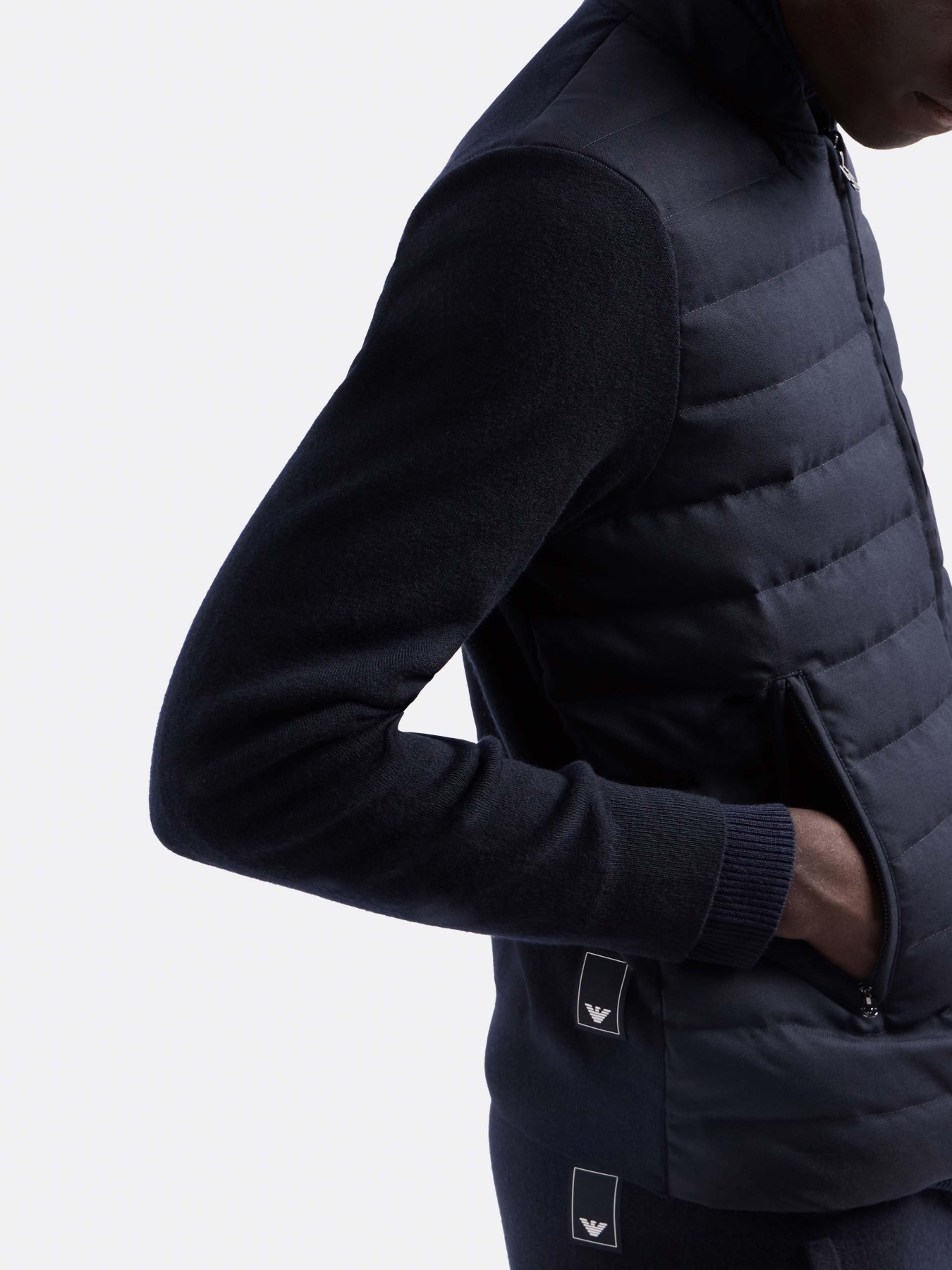 Демисезонная куртка Emporio Armani Travel Essentials модель EM000128-AF10458-UB118 Фото