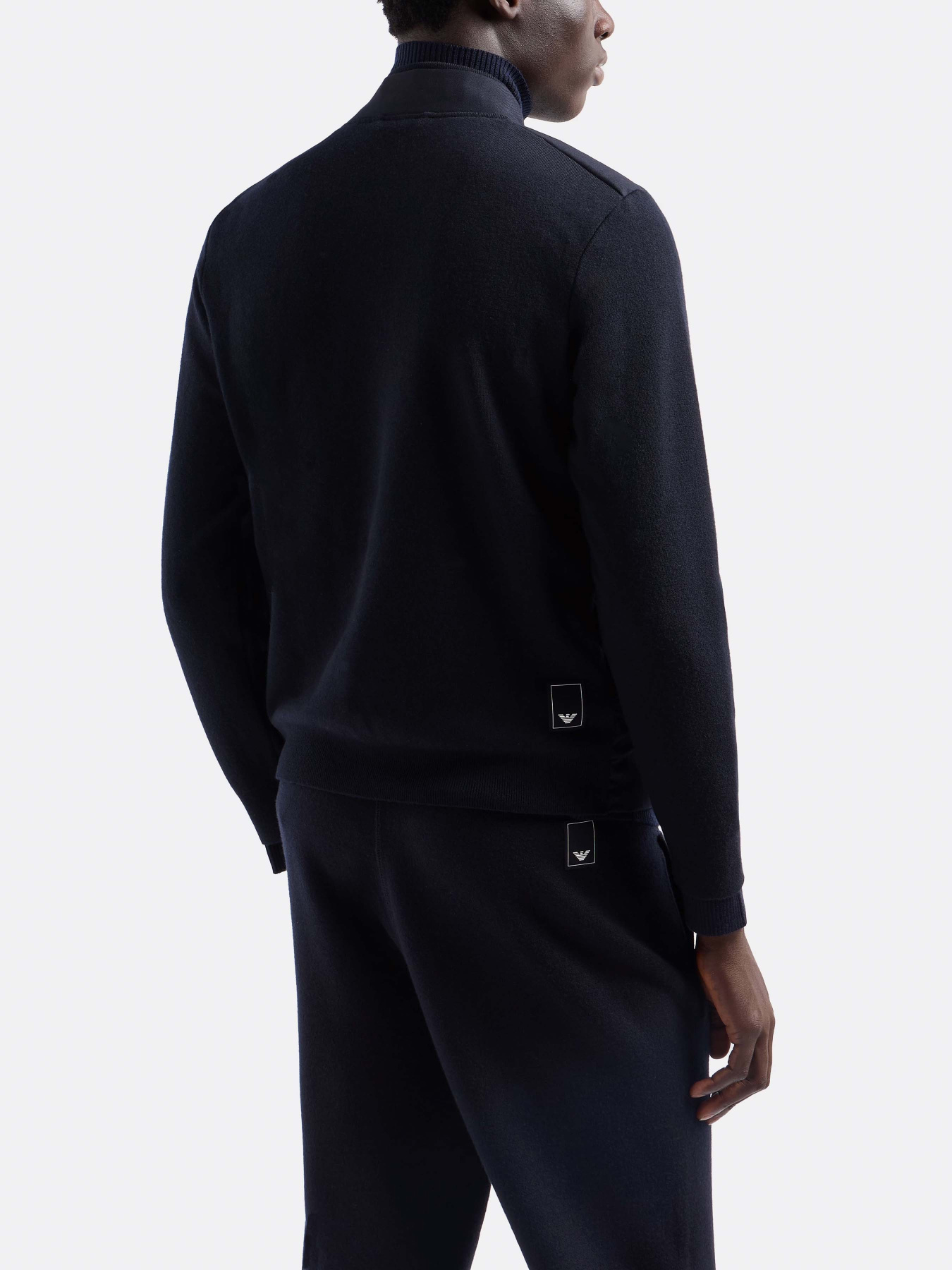 Демісезонна куртка Emporio Armani Travel Essentials модель EM000128-AF10458-UB118 Фото