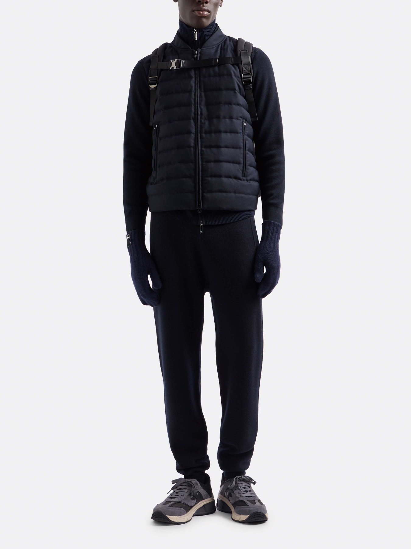 Демісезонна куртка Emporio Armani Travel Essentials модель EM000128-AF10458-UB118 Фото