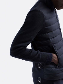 Демісезонна куртка Emporio Armani Travel Essentials модель EM000128-AF10458-UB118 Фото