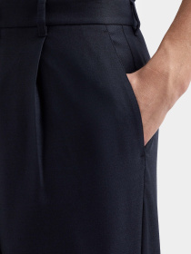 Повседневные штаны Emporio Armani Travel Essentials модель EM000136-AF10458-UB118 Фото