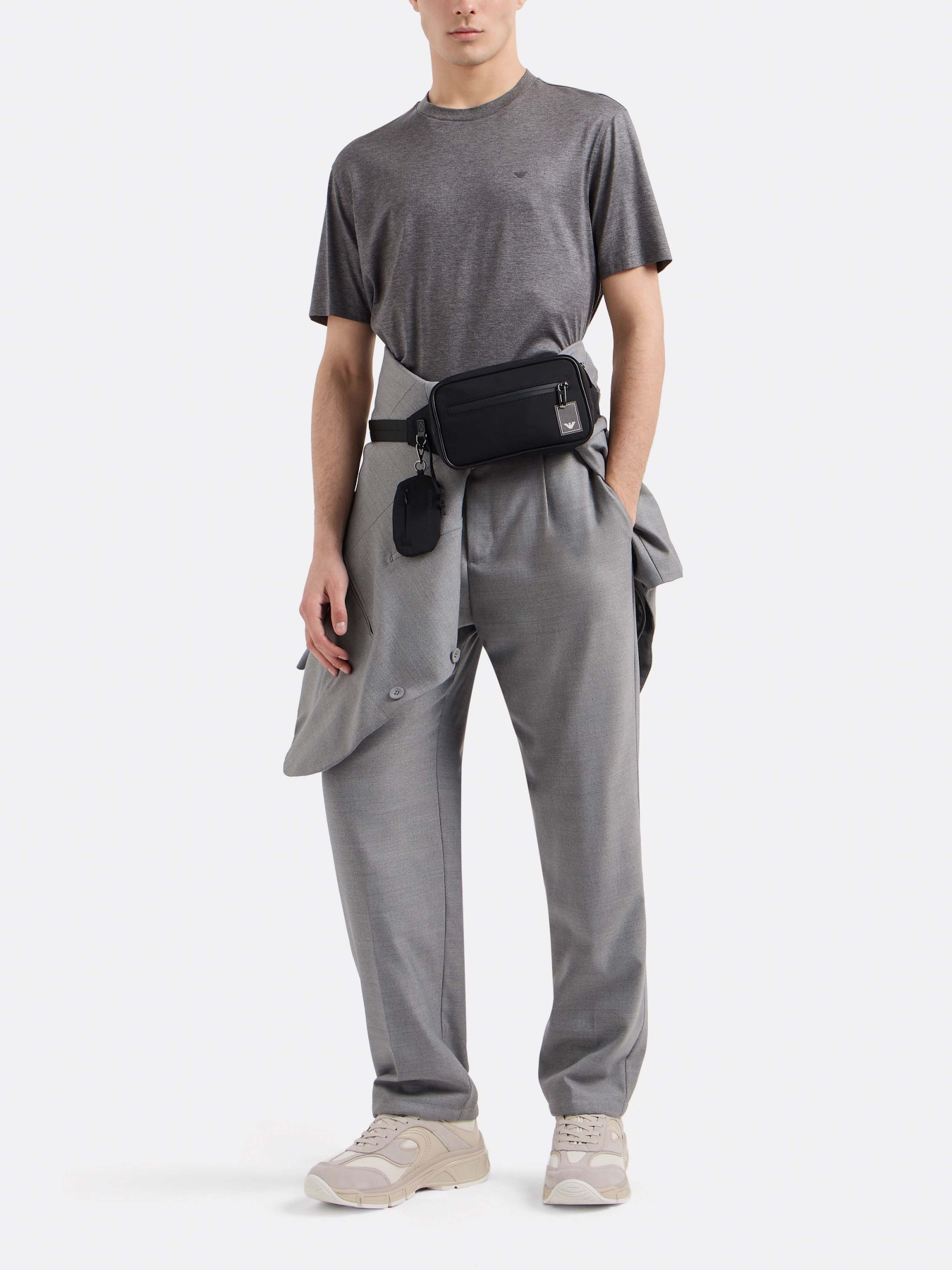 Футболка Emporio Armani Travel Essentials модель EM000311-AF10761-O8004 Фото