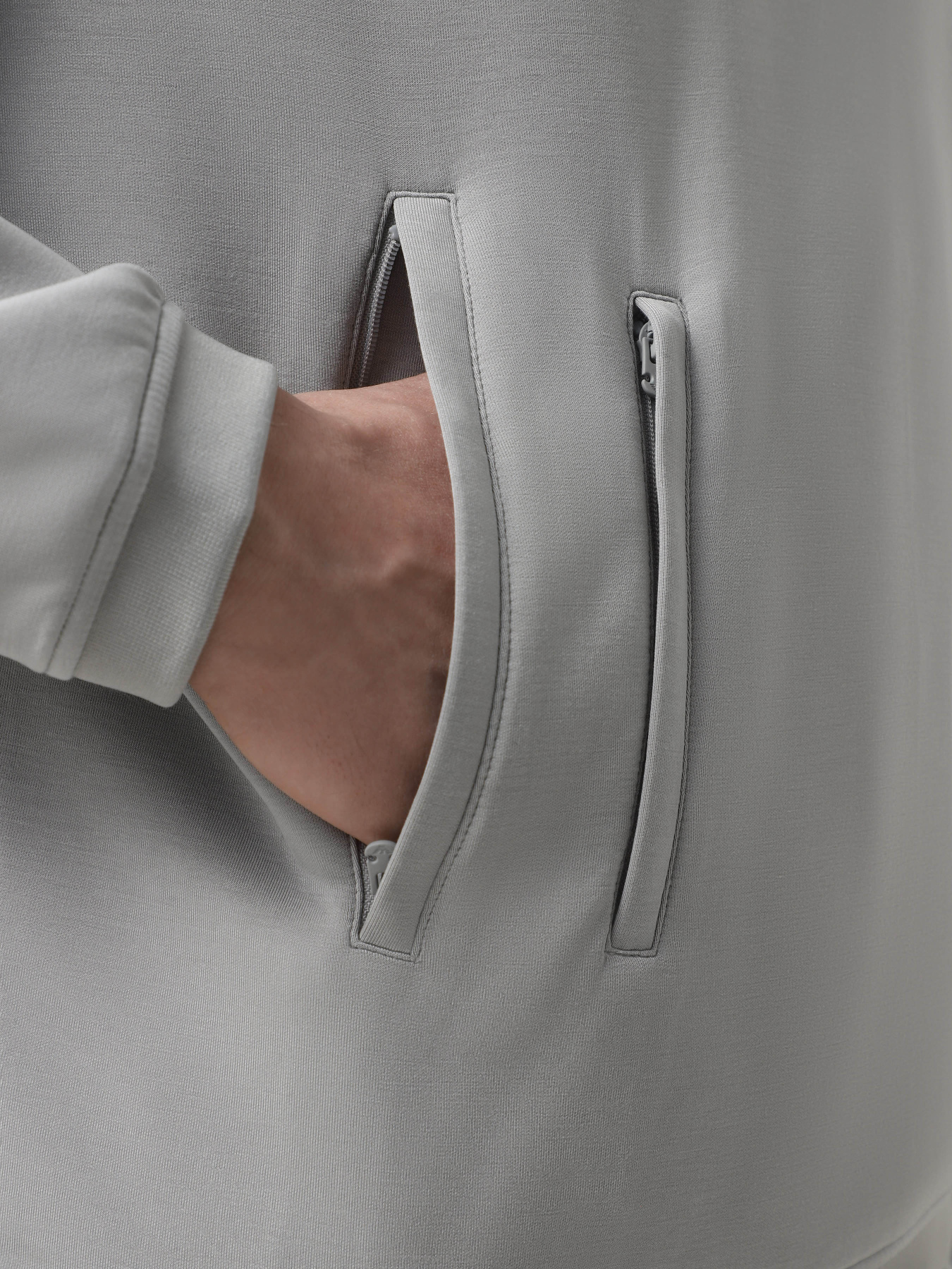 Худи Emporio Armani Travel Essentials модель EM000314-AF10103-U8062 Фото