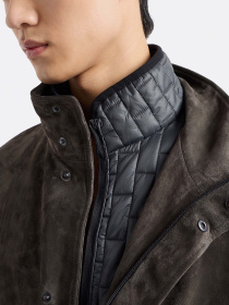 Куртка кожаная Emporio Armani модель EM000330-AF11880-U8112 Куртка кожаная Emporio Armani модель EM000330-AF11880-U8112 Фото