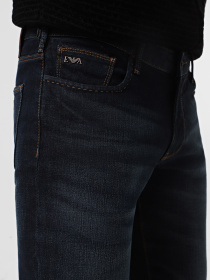 Зауженные джинсы Emporio Armani модель EM000121-AF13253-MB002 Фото