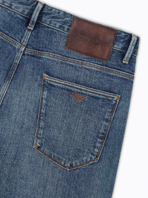 Завужені джинси Emporio Armani модель EM000121-AF13277-MB002 Фото