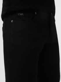 Завужені джинси Emporio Armani модель EM000121-AF14123-UC001 Фото