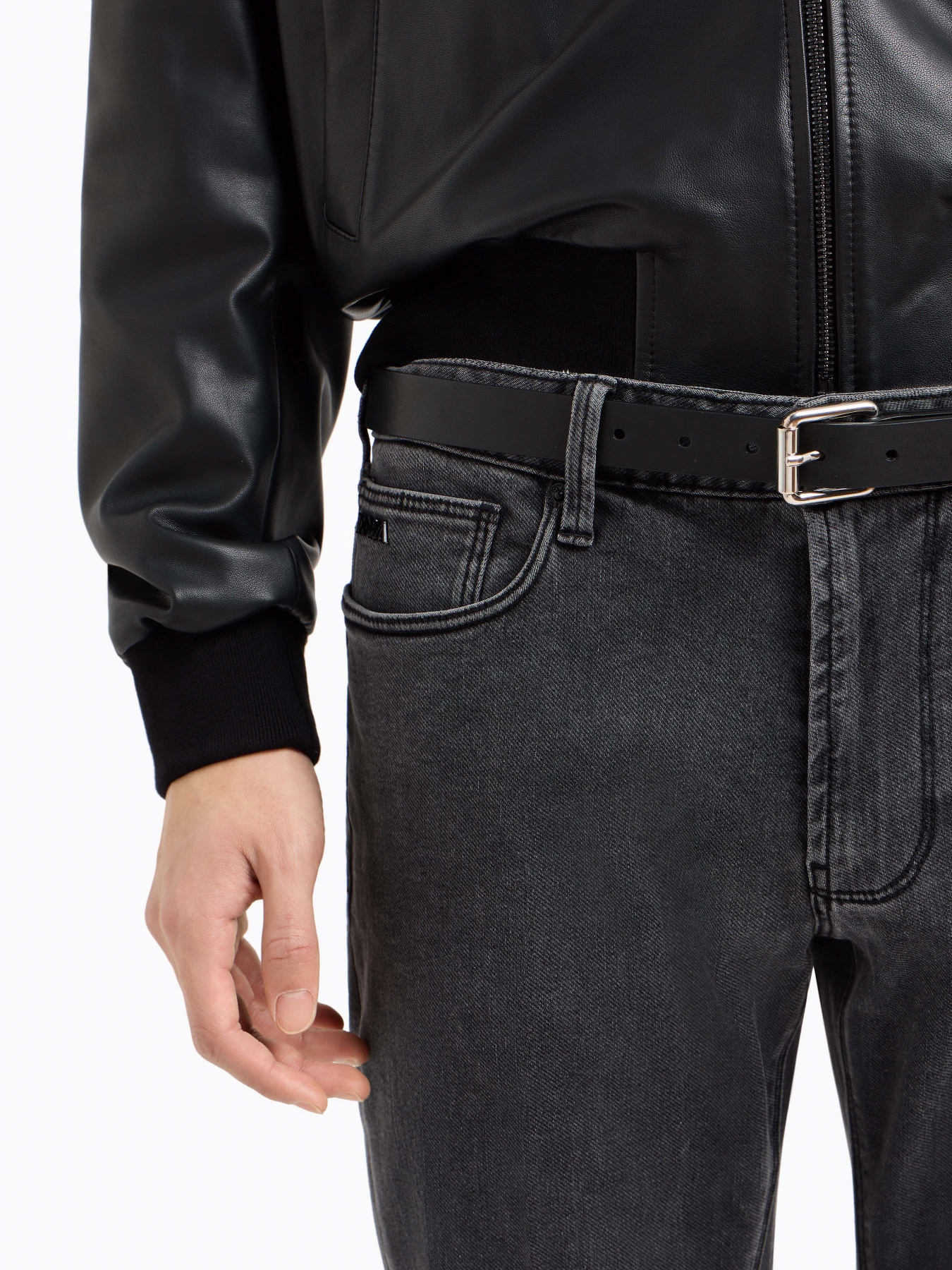 Зауженные джинсы Emporio Armani модель EM000121-AF14867-M8002 Фото