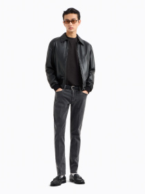 Завужені джинси Emporio Armani модель EM000121-AF14867-M8002 Фото