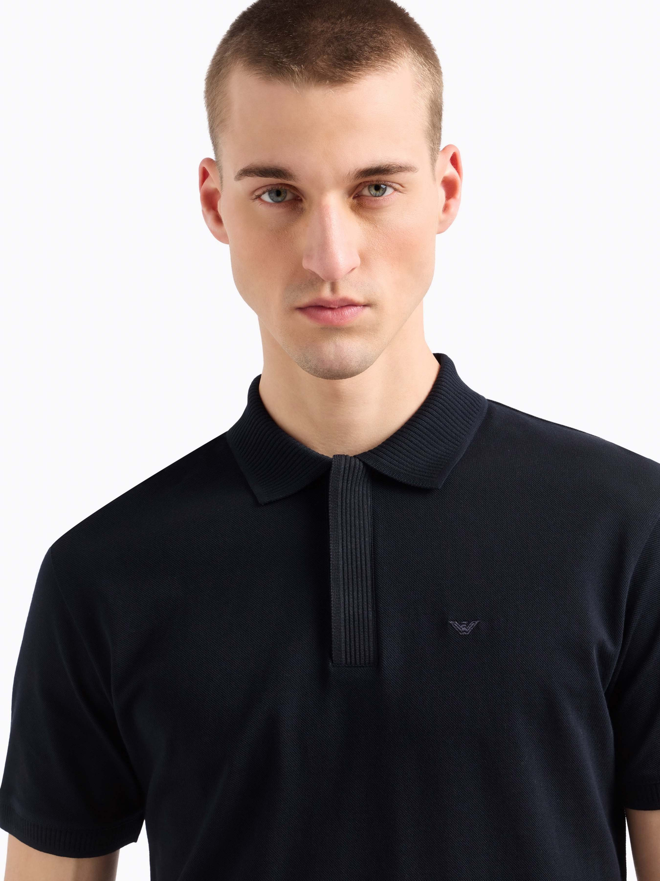 Поло Emporio Armani модель EM000850-AF12955-UB118 Поло Emporio Armani модель EM000850-AF12955-UB118 Фото