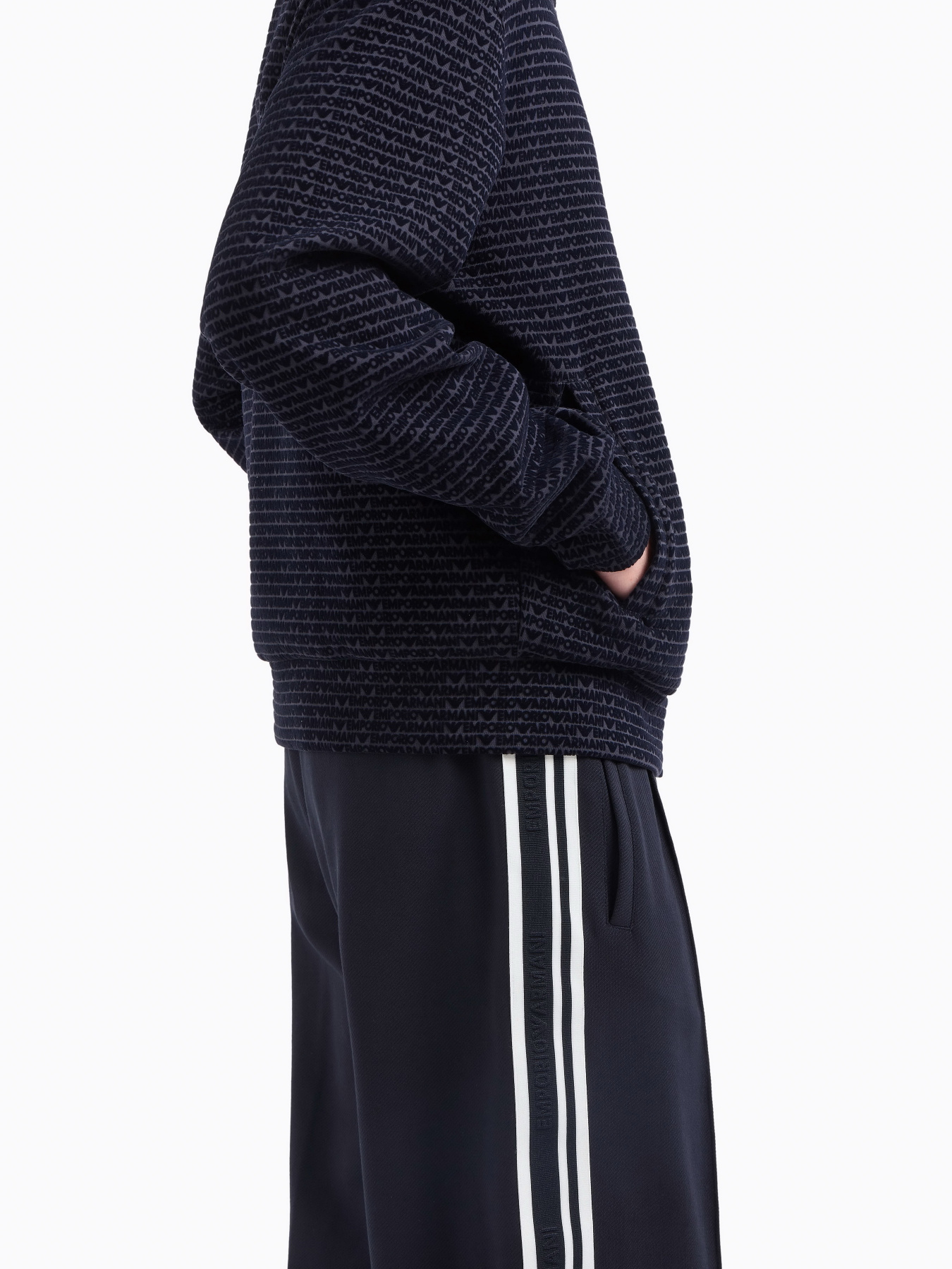 Кофта Emporio Armani модель EM001697-AF10013-FB229 Фото