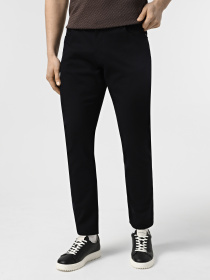 Зауженные джинсы Emporio Armani модель EM000121-AF14123-UB118 Фото