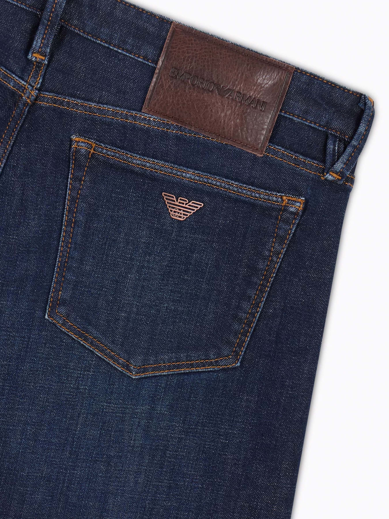 Завужені джинси Emporio Armani модель EM000668-AF13278-MB001 Фото