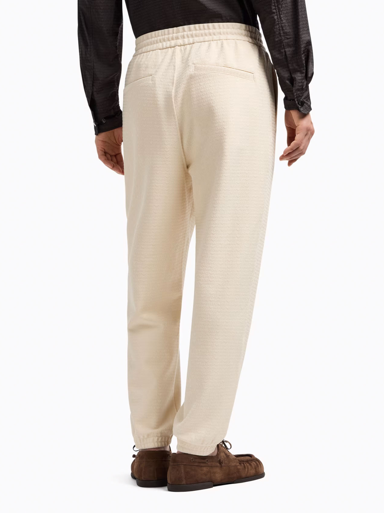 Штаны спортивные Emporio Armani модель EM001106-AF13700-U1088 Штаны спортивные Emporio Armani модель EM001106-AF13700-U1088 Фото