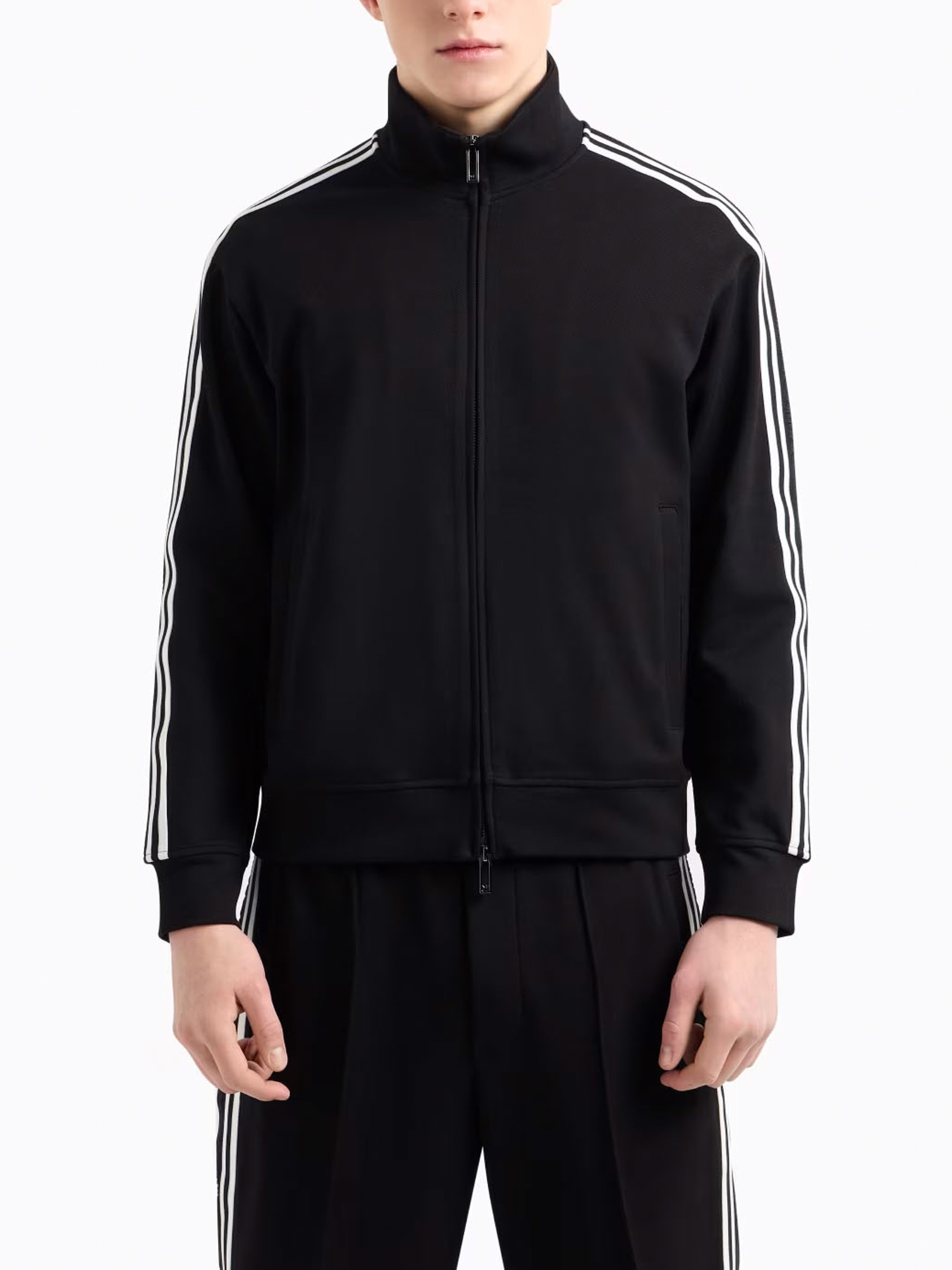 Кофта Emporio Armani модель EM001110-AF13488-UC001 Кофта Emporio Armani модель EM001110-AF13488-UC001 Фото