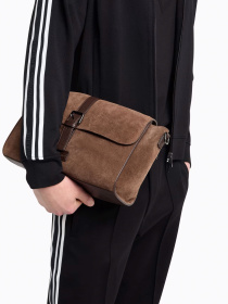 Кофта Emporio Armani модель EM001110-AF13488-UC001 Кофта Emporio Armani модель EM001110-AF13488-UC001 Фото